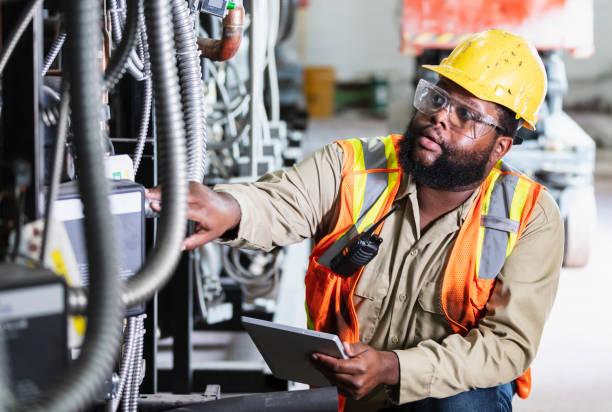 Best Electric Panel Repair  in Fairfield, IA