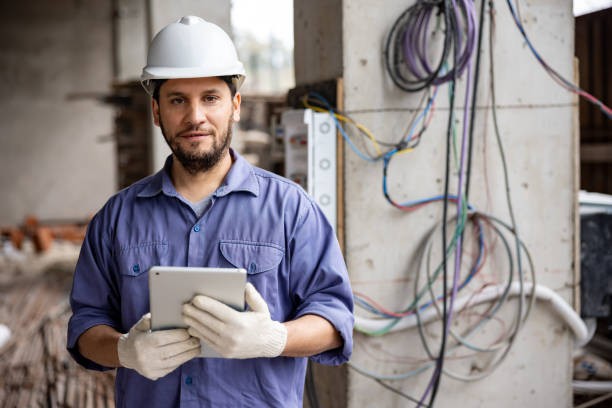 Best Best Electricians Near Me  in Fairfield, IA